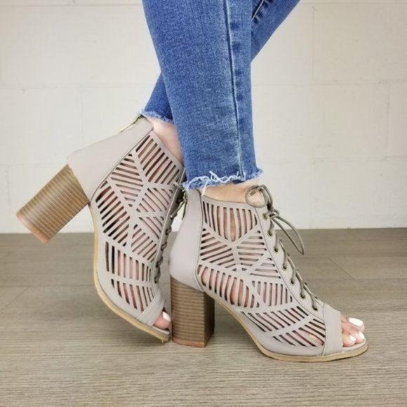 Open Toe Laced Up Spring Cut Out Ankle Booties - Picture 7 of 7